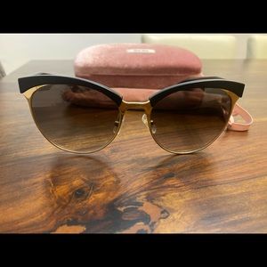 Muy Miu with Swarovski Crystal detailed legs